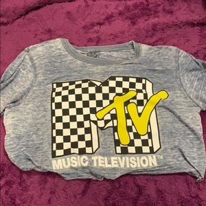 Cropped MTV Shirt